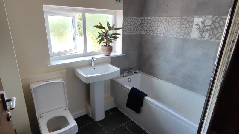 Dunkirk Student:   Brailsford Road - 6 Bedroom modern - Thumbnail 4